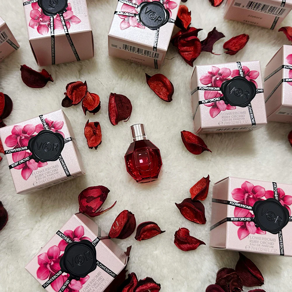 Viktor & Rolf Flowerbomb Ruby Orchid EDP